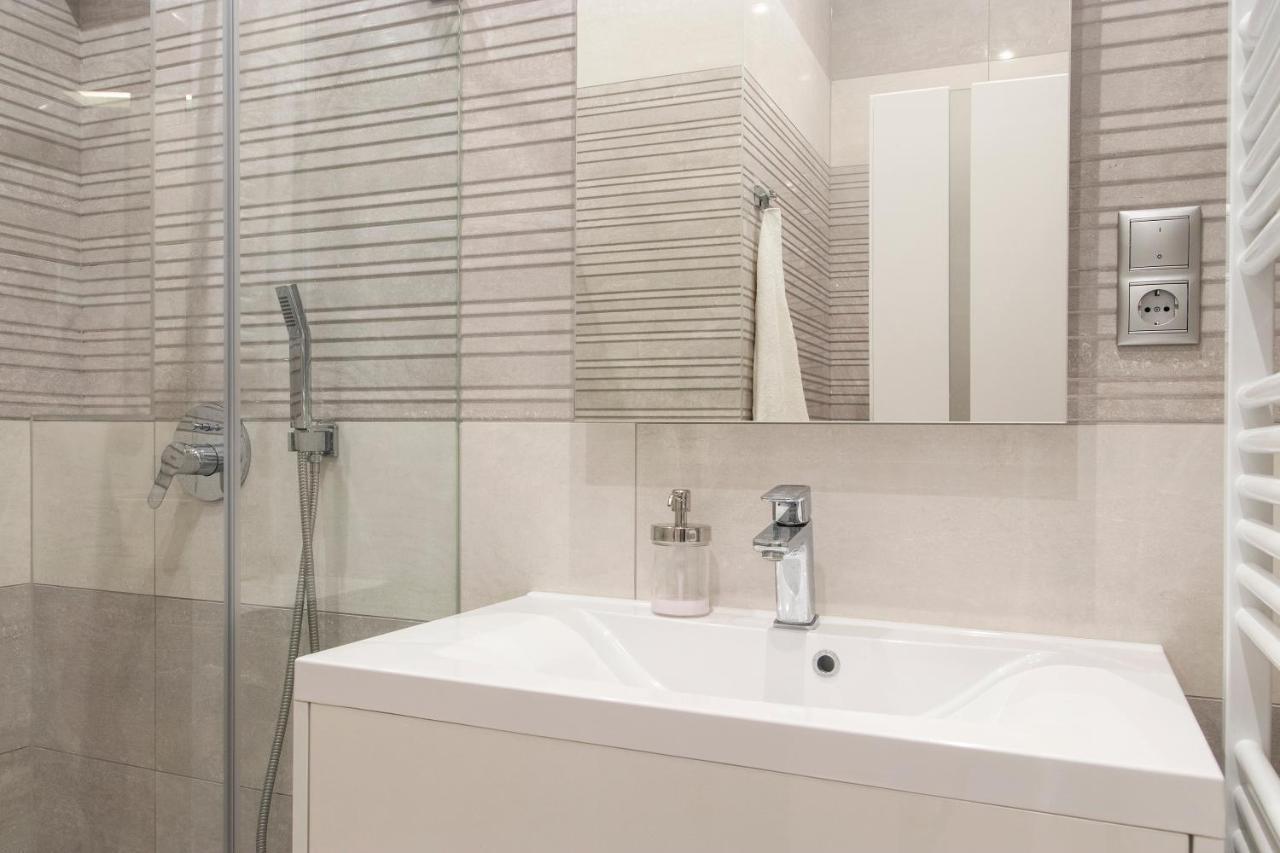 City Centre Apartments บูดาเปสต์ ภายนอก รูปภาพ